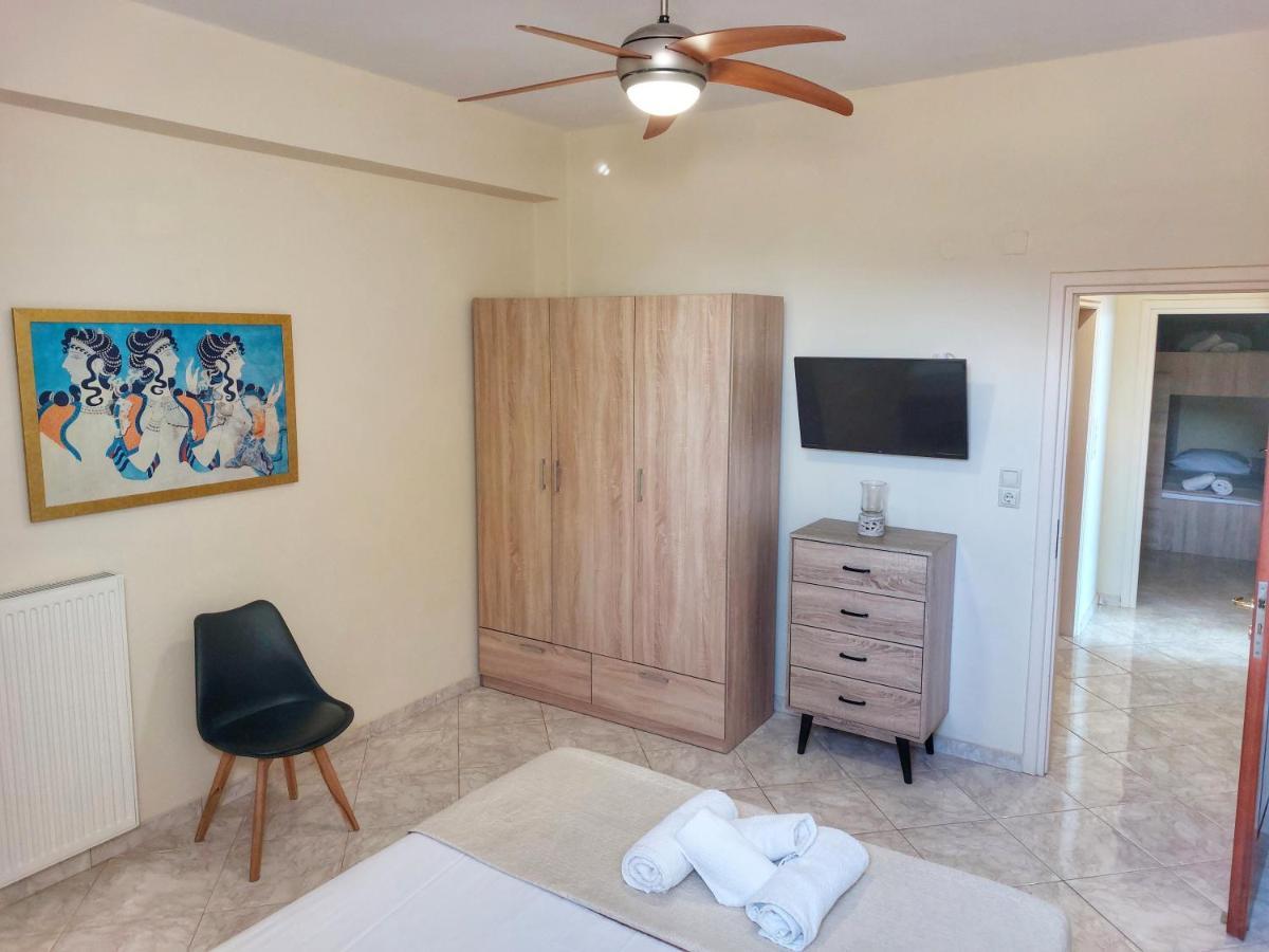 Villa Balcony, Cozy Villa With Amazing View Rodhia  Luaran gambar