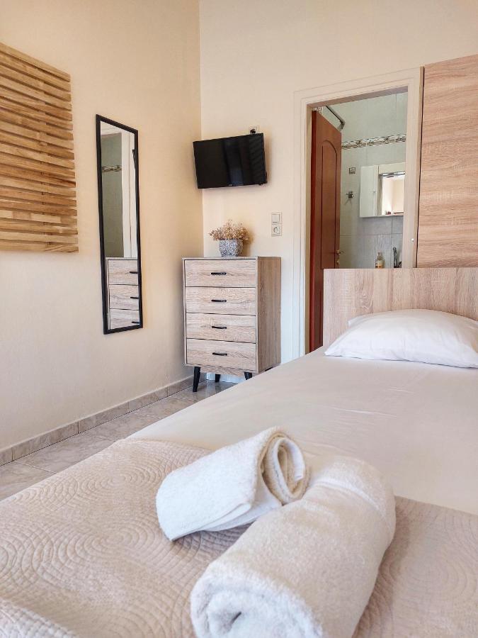Villa Balcony, Cozy Villa With Amazing View Rodhia  Luaran gambar