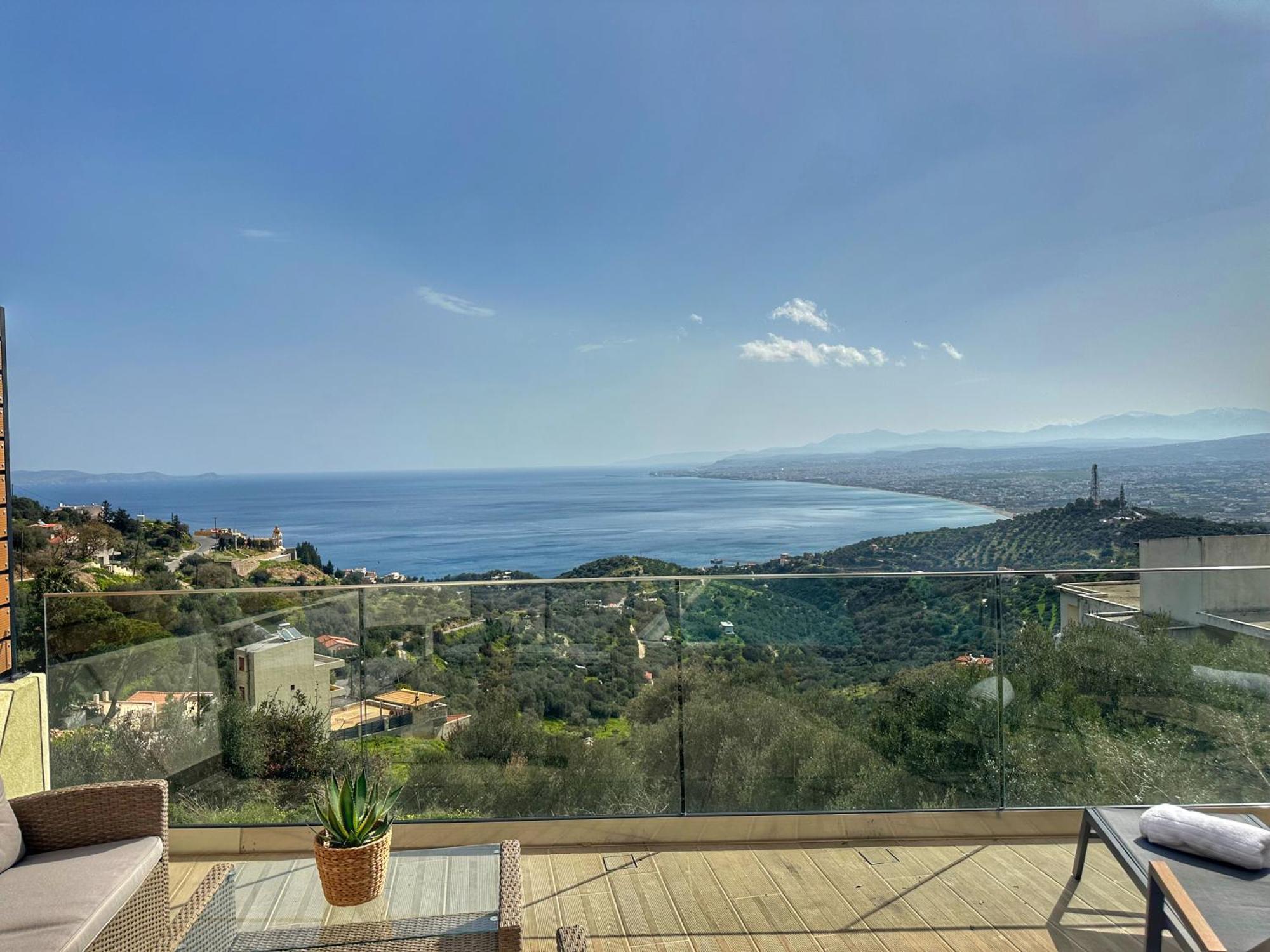 Villa Balcony, Cozy Villa With Amazing View Rodhia  Luaran gambar