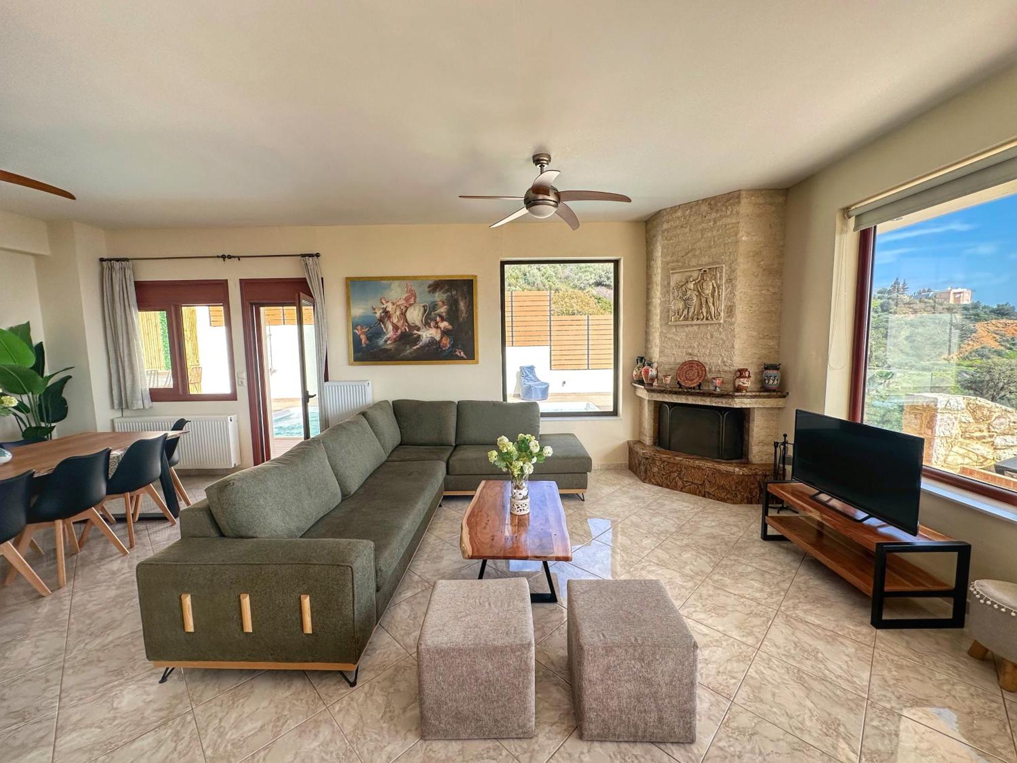 Villa Balcony, Cozy Villa With Amazing View Rodhia  Luaran gambar