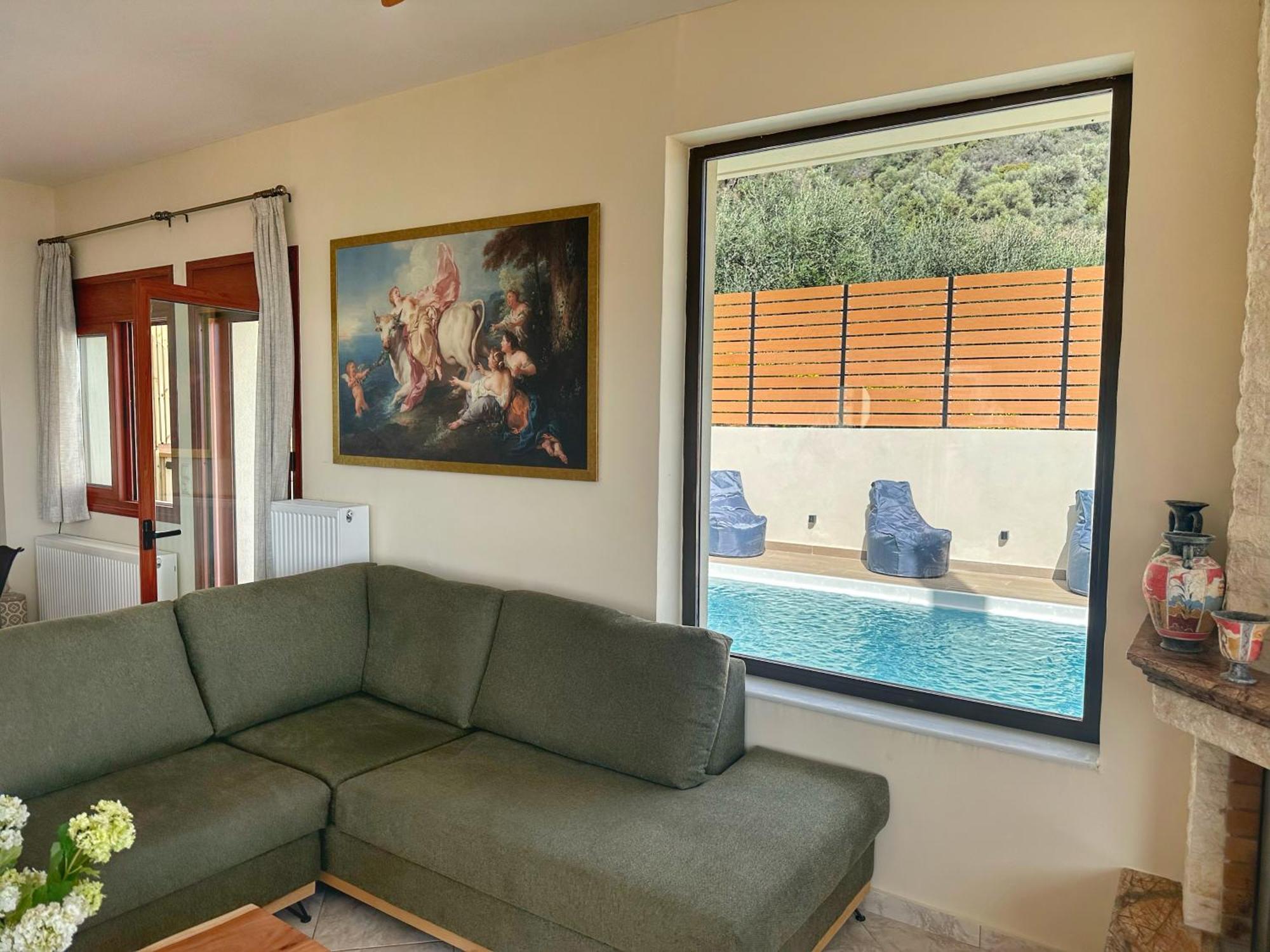 Villa Balcony, Cozy Villa With Amazing View Rodhia  Luaran gambar